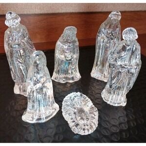 Vtg Clear Glass Christmas Nativity Display 6 Pcs Holy Family, 3 Kings Minimalist